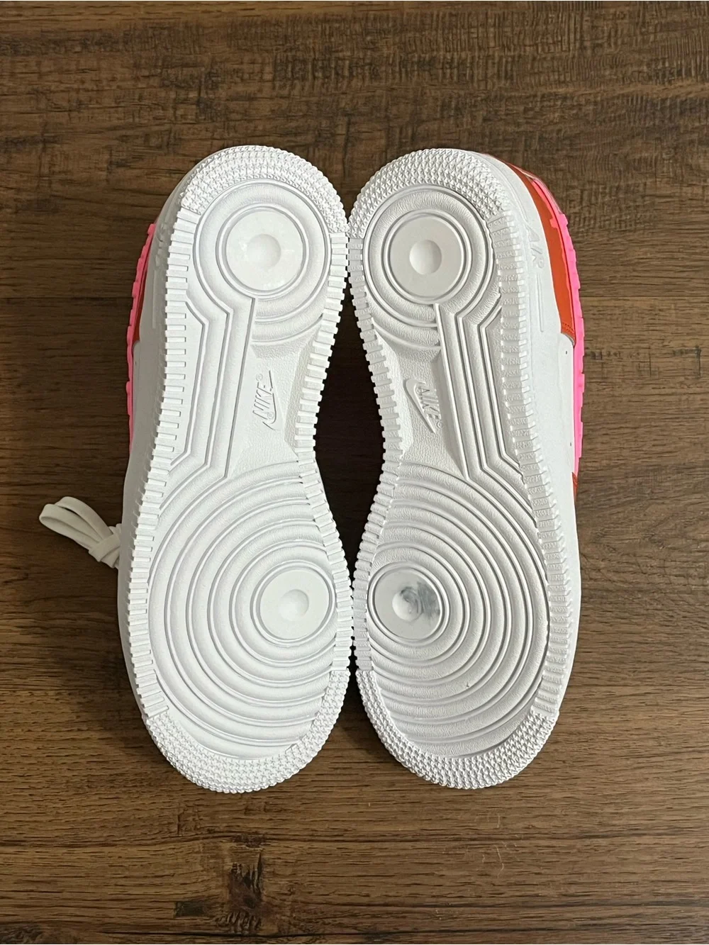 Nike Air Force 1 Low GS ‘Valentines Day’ (size 6y/wmns 7.5)